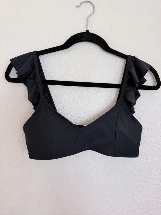RELLECIGA Other - Relleciga Black Ruffle Shoulder Bikini Top | Size M